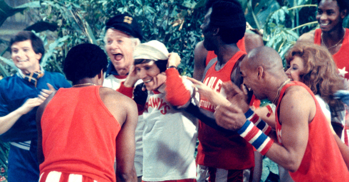 THE HARLEM GLOBETROTTERS ON GILLIGAN'S ISLAND, Alan Hale, Jr., Bob Denver, Curly Neal, 1981. (c) Uni